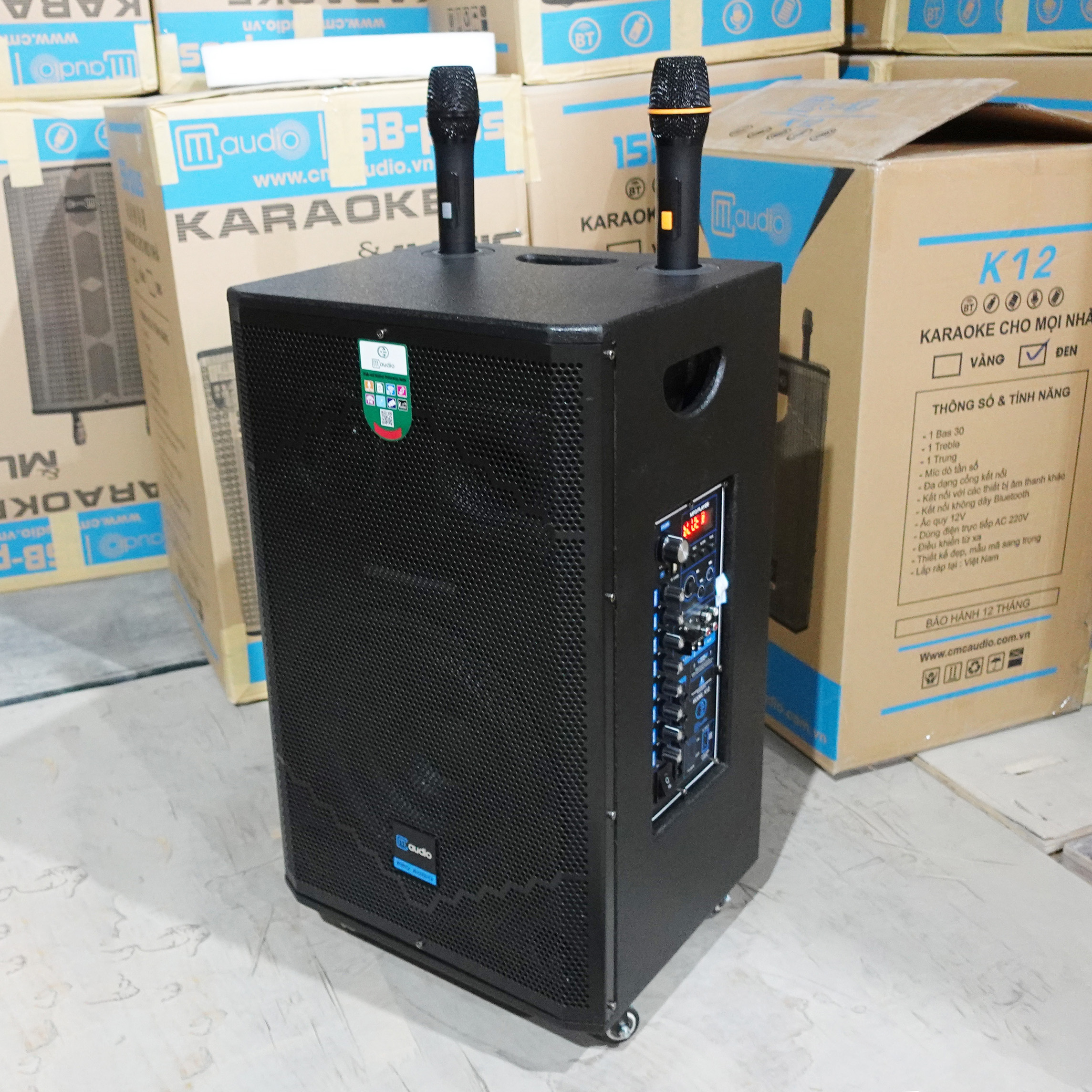 Loa kéo hát karaoke CMaudio K12 bass 30, 3 đường tiếng kèm 2 tay micro không dây sóng UHF, bảo hành 12 tháng